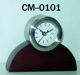 CM-0101 นาฬิกาปลุกไม้