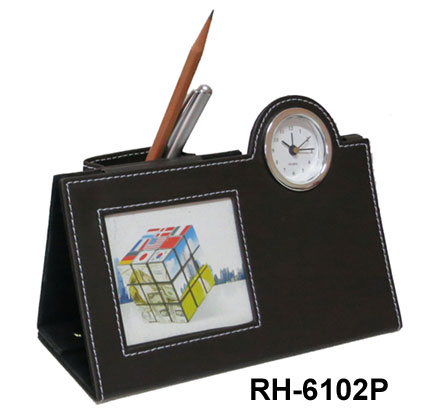 นาฬิกาหนังใส่เครื่องเขียนพร้อมกรอบรูป RH6102P